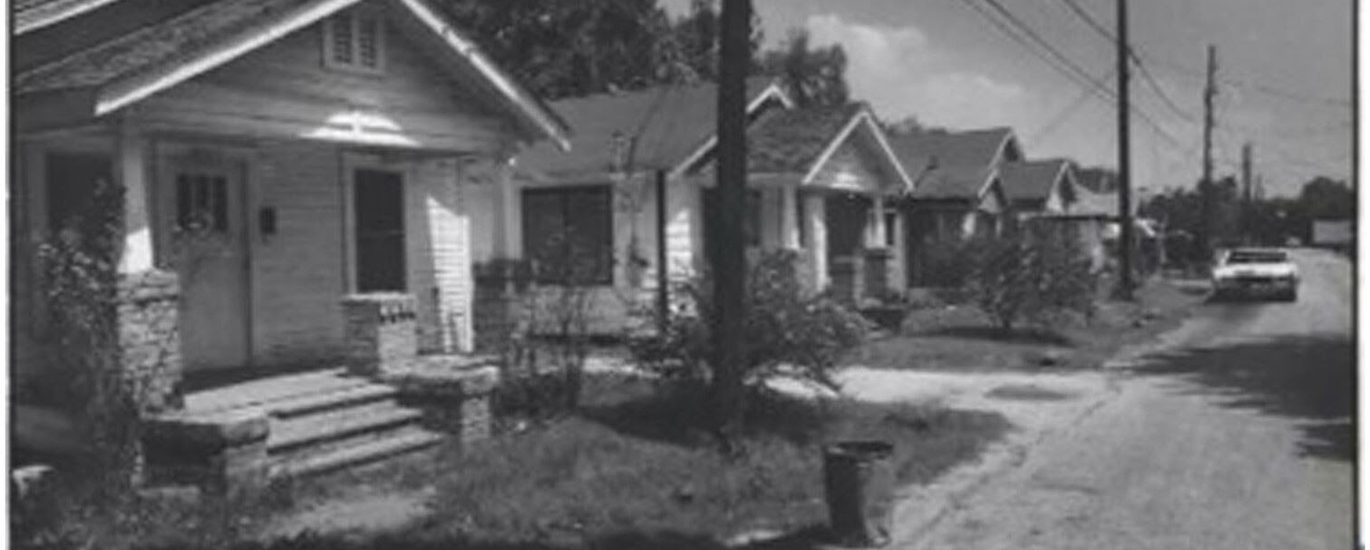 Photograph of A Street in Fifth Ward, July 1980. Houston Chronicle.